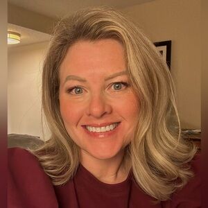 Meet your Posh Seller: Thanks for visiting my closet! I am also open to trades!